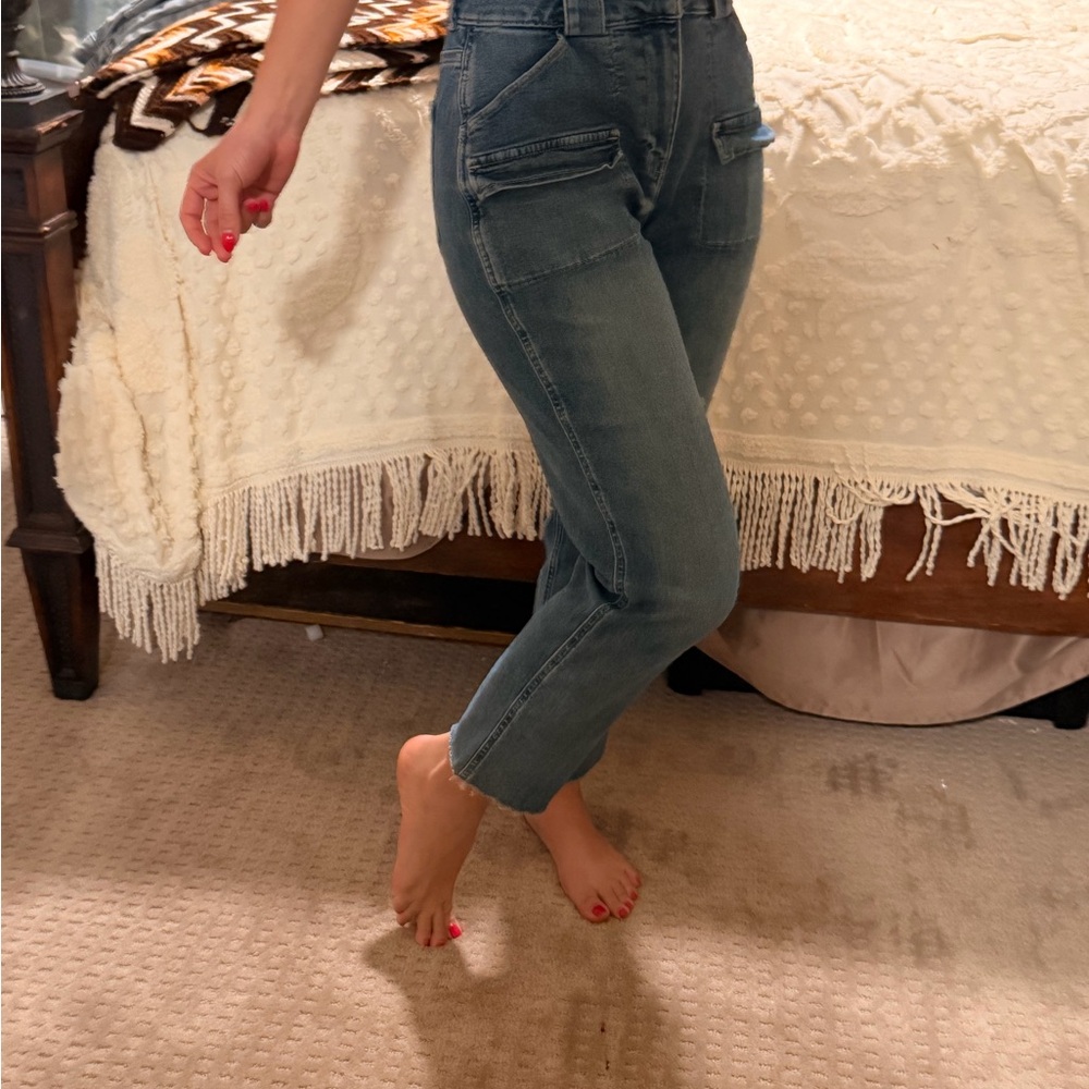 Hollister Women's Cropped Blue Jeans